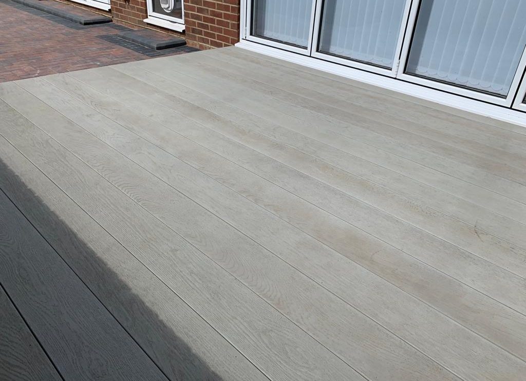 Composite Decking Installation Wallington SM6